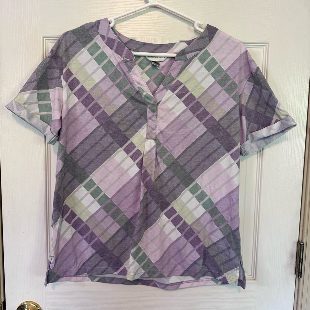 Christopher & Banks Women’s M Shirt Sleeve Tee Purple Plaid V Neck Top